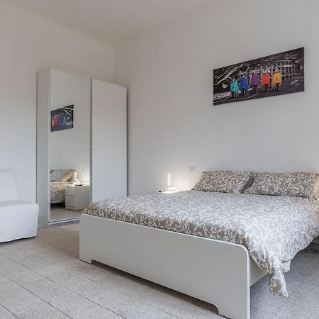 Colosseo & Colle Oppio Cozy Apartment โรม ภายนอก รูปภาพ