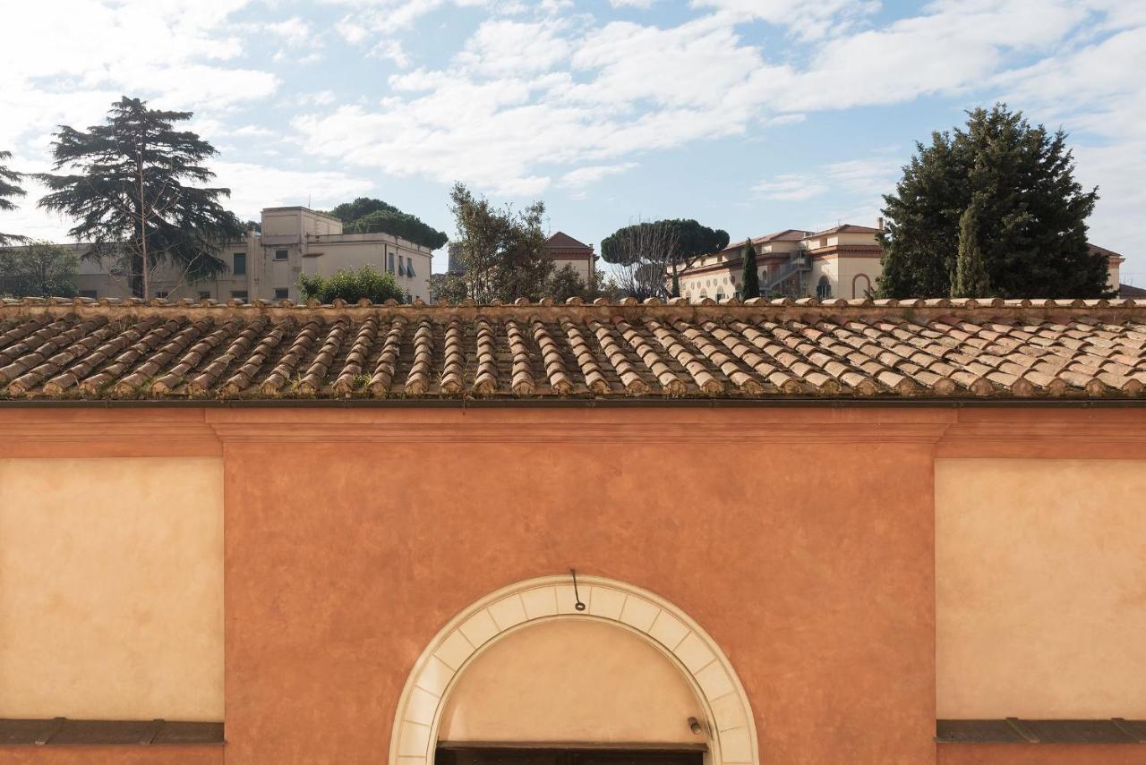 Colosseo & Colle Oppio Cozy Apartment โรม ภายนอก รูปภาพ